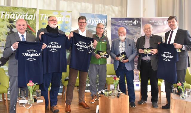 Trikots als Erinnerung | Foto: Herbert Schleich
