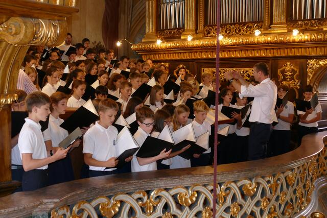 Die Grazer Keplerspatzen führen die "carmina burana" auf.
 | Foto: MeinBezirk/Franz Josef Putz