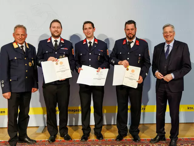 Die Kärntner Katastropheneinsatzmedaille wird in drei Stufen verliehen: Gold, Silber und Bronze. | Foto: LPD Kärnten/Jannach