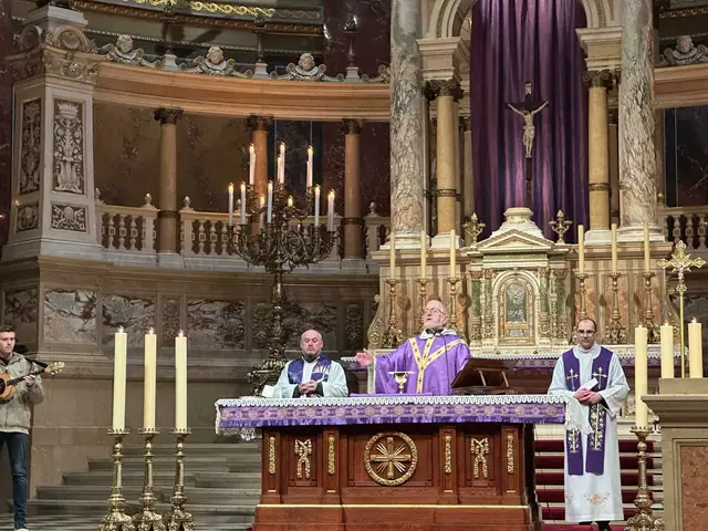 Pfarrer Branko Kornfeind zelebrierte die Heilige Messe. | Foto: Bernhard Herics
