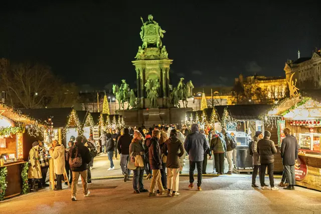 Am Maria-Theresien-Platz wird es voraussichtlich ab 2026 zu „massiven Einschränkungen“ der Freiflächen kommen, heißt es. | Foto: René Brunhölzl/MeinBezirk