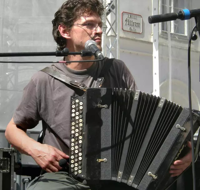 Der Wiener Akkordeonist und Komponist Walther Soyka ist am 26. März gestorben.  | Foto: Wolfgang H. Wögerer/wikimedia commons