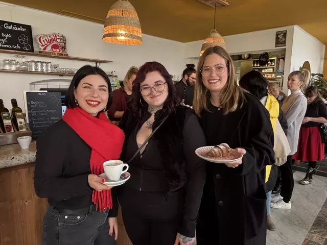 Yvonne "Vonni" Zerza, Daina Dreier und RegionalMedien-Kundenbetreuerin Melanie Maier | Foto: MeinBezirk