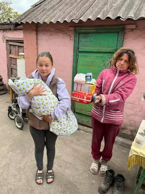 Die Hilfsgüter kamen alle in der Ukraine an.  | Foto: Schuster
