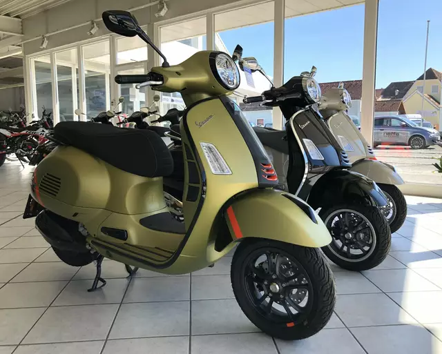 Große Auswahl an Vespa Rollern, Honda Motorrädern und vielen weiteren bekannten Marken.  | Foto: neffe gmbh