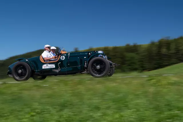 Am 4. und 5. April gastiert die Oldtimerrallye „Flachgau-Höllental Spring Classic“ im Stadtgut Steyr. | Foto:  e4cc.com / Alexander Arnberger