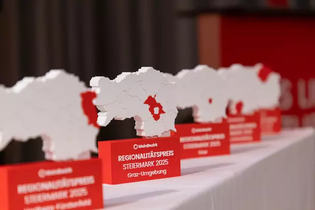 Die diesjährigen Trophäen aus dem 3D-Drucker von Biocraftlab fanden besonderen Anklang. | Foto: Jorj Konstantinov