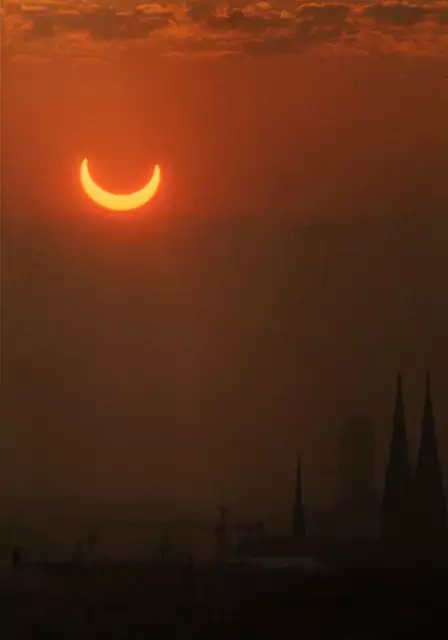 Eine partielle Sonnenfinsternis wie sie am 20. März zu sehen sein wird. Aber Achtung: Nicht ungeschützt das Schauspiel beobachten. | Foto: Walter Wondrak, Planetarium Wien