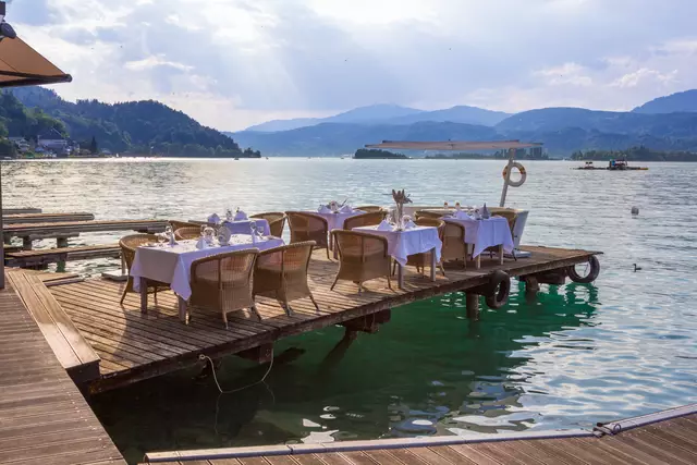 Falstaff präsentiert die besten Lokale mit Terrassen und Gastgärten. (Symbolfoto) | Foto: stock.abode.com/at/dandaman 