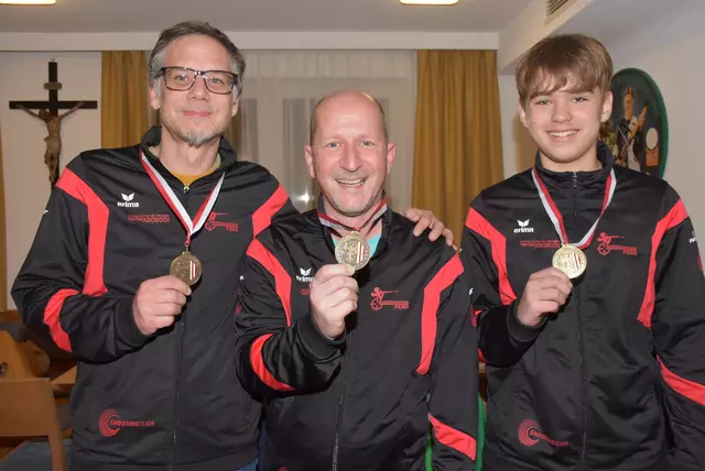 SV Perg sicherte sich Bronze in der Mannschaftsmeisterschaft Bezirksliga NO.  | Foto: Robert Zinterhof