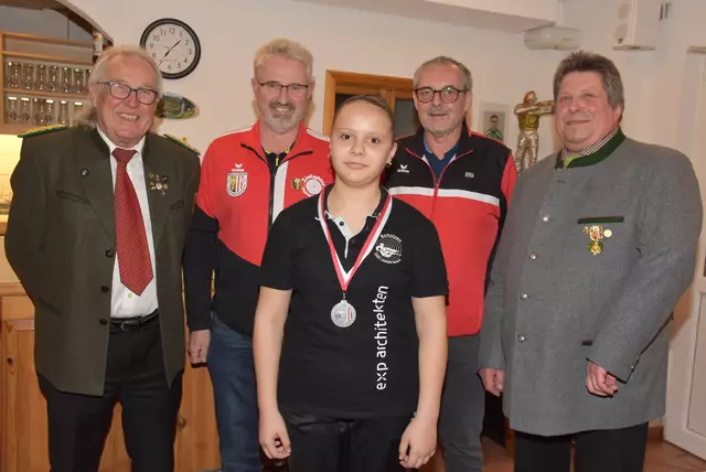 Medaillenvergabe Nord - Luftgewehr Mannschaftsmeisterschaften - Pabneukirchen, 29. 3. 2025.  | Foto: Robert Zinterhof