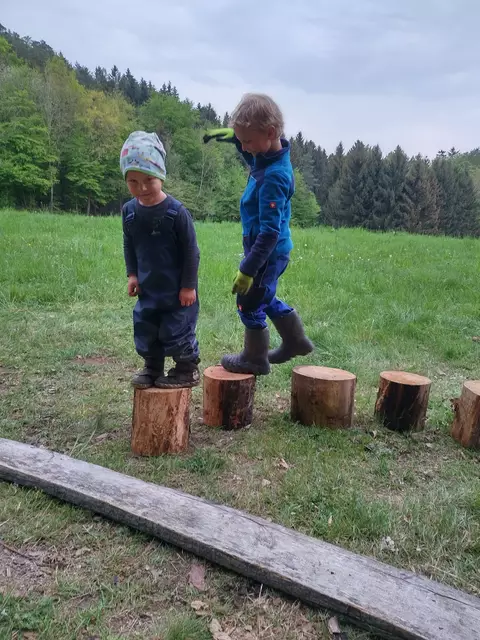 In der Gemeinde Emmersdorf haben Kinder ab einem Jahr die Möglichkeit, die Natur hautnah zu erleben. | Foto: Bernadette Hofer
