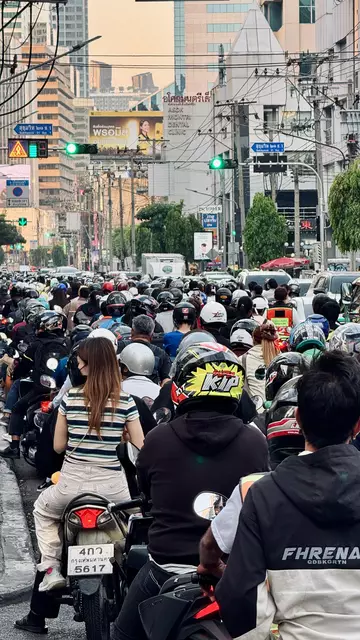 Flucht aus der Hauptstadt Thailands: Andreas Neudert aus Schauersberg im Bezirk Wels-Land schildert MeinBezirk die Ereignisse beim Erdbeben in Bangkok. | Foto: Neudert