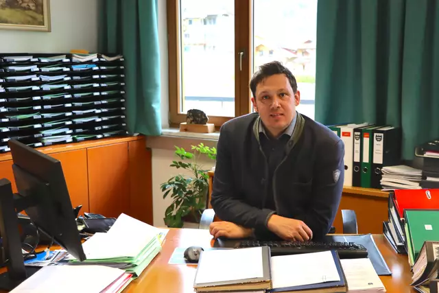 "Diese Spanne zwischen Arm und Reich wird auch bei den Gemeinden immer größer und das wird auf Dauer so nicht mehr funktionieren", sagt Bürgermeister Johannes Burgstaller zur finanziellen Situation in Brandenberg. | Foto: Nimpf