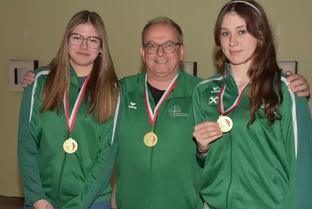 Medaillenvergabe Nord - Luftgewehr Mannschaftsmeisterschaften - Pabneukirchen, 29. 3. 2025.  | Foto: Robert Zinterhof