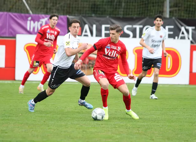 Florian Jamnig netzte im Spitzenspiel gegen die SVG Reichenau zwei Mal ein. | Foto: Peter Leitner