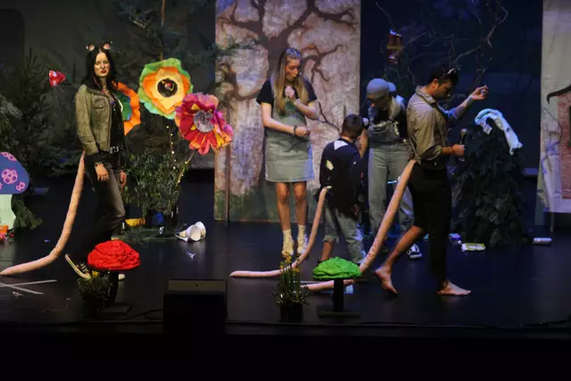 Auch Ratten sorgten für Aufregung im Zauberwald auf der Bühne im Kunsthaus Weiz. | Foto: MeinBezirk/Hofmüller