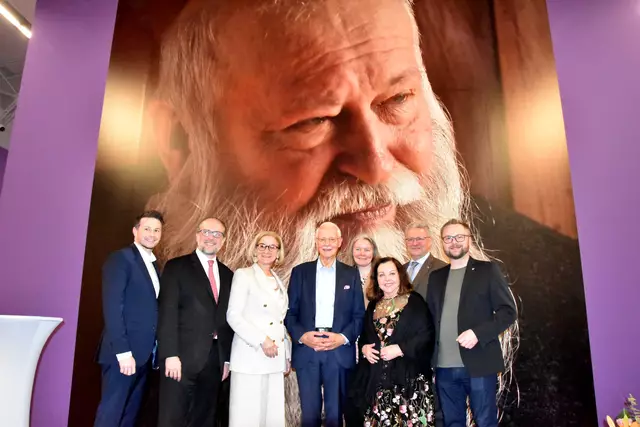 Viel politische Prominenz rund um Karlheinz Essl und Rita Nitsch