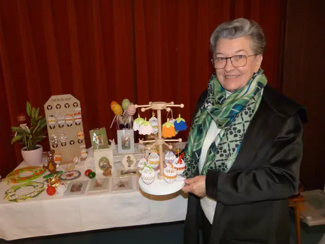 Margarete Sachs präsentierte stolz ihre ausgestellten Schätze!