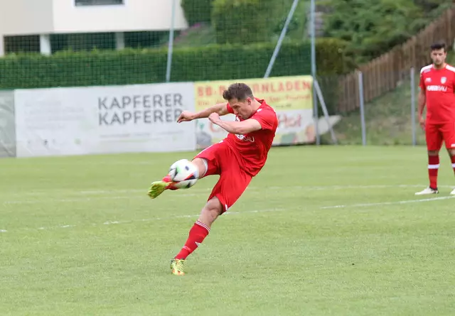 Simon Scheiber erzielte gegen den FC Stubai das Ehrentor für den SV Umhausen. | Foto: Peter Leitner