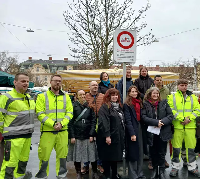 Insgesamt 24 fixe Tafeln machen im Grazer Stadtraum niederschwellig auf das Thema Gewalt gegen Frauen aufmerksam und informieren über Anlaufstellen. | Foto: Bekhit