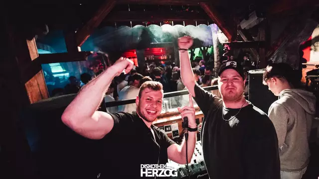 Das DJ-Duo Nonik.  | Foto: Diskothek Herzog