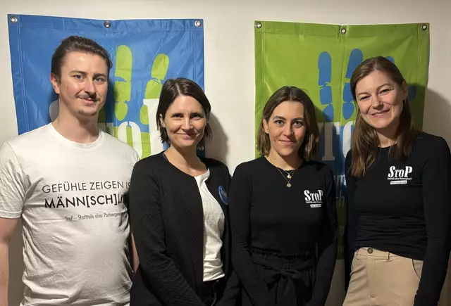 Die Sozialarbeiter am Standort Wels: Tobias Nenning, Simone Heinz-Jahraus, Verena Hochholzer und Yasmin Ramelmüller. | Foto: MeinBezirk/Kirschner