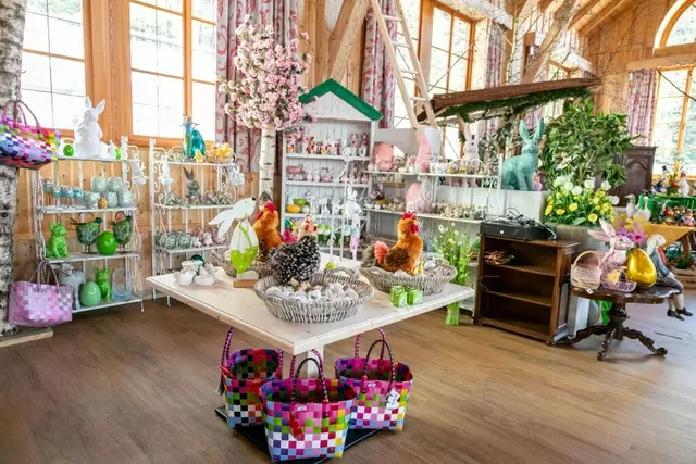 Am Ostermarkt auf Gut Aiderbichl erwartet die Besucher ein besonderer Ostermarkt mit nachhaltigen Produkten und tierfreundlichen Erlebnissen.  | Foto: Gut Aiderbichl Henndorf