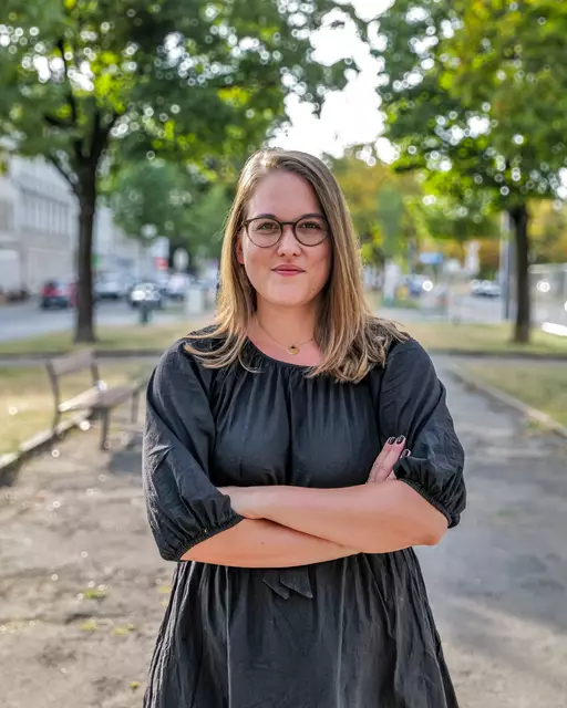 Neos-Spitzenkandidatin Natalie Raidl sieht im Bezirk eine "Chancenjahrzehnt".  | Foto: Neos Hernals