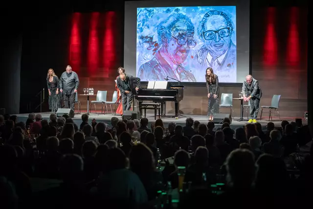 die ganze Band | Foto: copyright by Kulturverein Wunderlich / Marco Pircher Fotogaf