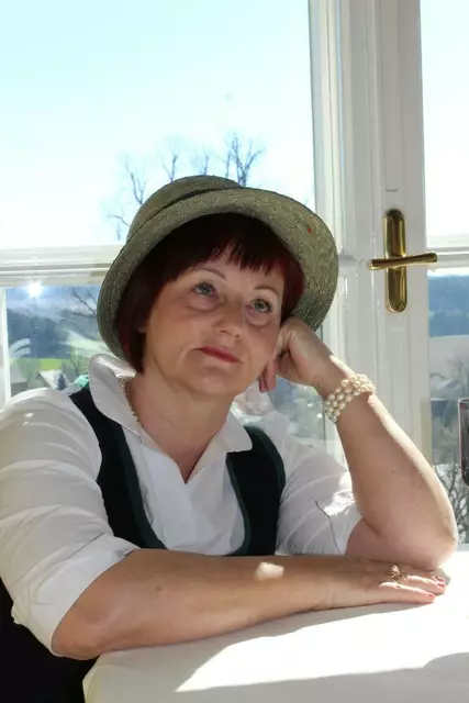 Franziska Kren-Leitgeb erzählte heuer in der Volksschule Voitsberg Sagen und Märchen. | Foto: MeinBezirk