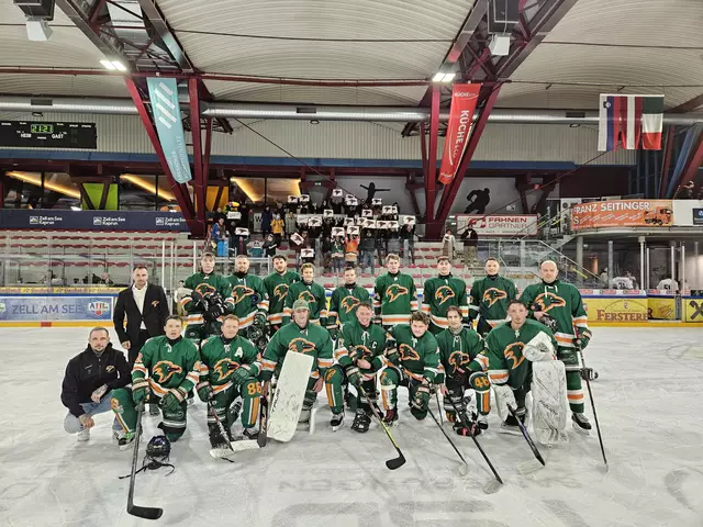 Mit großer Unterstützung ihrer treuen und lautstarken Fans reisten die Dark Green Ravens am 28. März 2025 nach Zell am See, um gegen den EC Canadiens Kaprun anzutreten. | Foto: Jakob Pagitsch