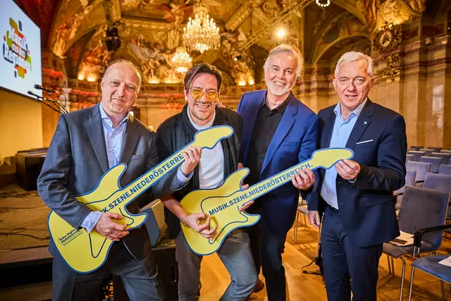 Musik aus den Regionen 2025 mit AKM-Generaldirektor Gernot Graninger, Musiker Christian Stani ("Alle Achtung"), Musiker Alfred Jaklitsch ("Die Seer"-Gründer, "Mystic Alpin"), Kultur.Region.Niederösterreich-Geschäftsführer Martin Lammerhuber. | Foto: Franz Gleiß