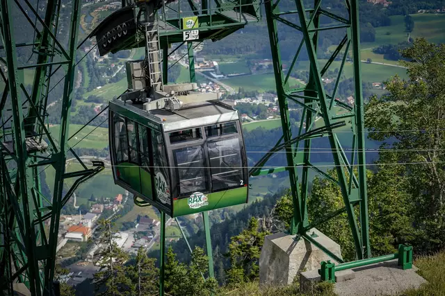 Für die Seilbahn läuft die Wandersaison an. | Foto: Roman Zach-Kiesling