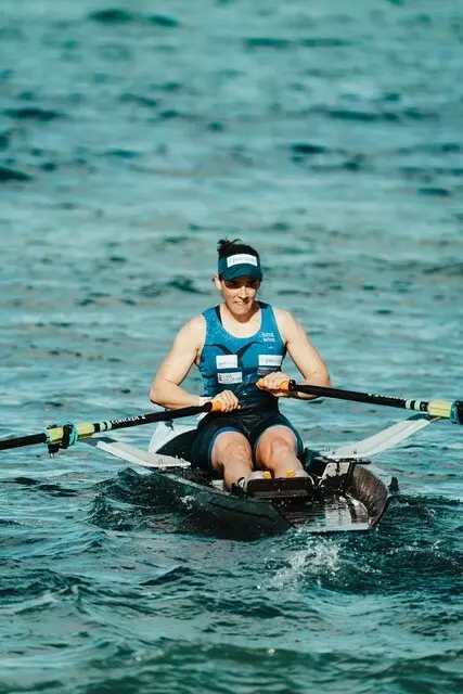 Die amtierende Europameisterin im Küstenrudern, Tabea Minichmayr, siegt in Palermo. | Foto: gramm-productions.com 
