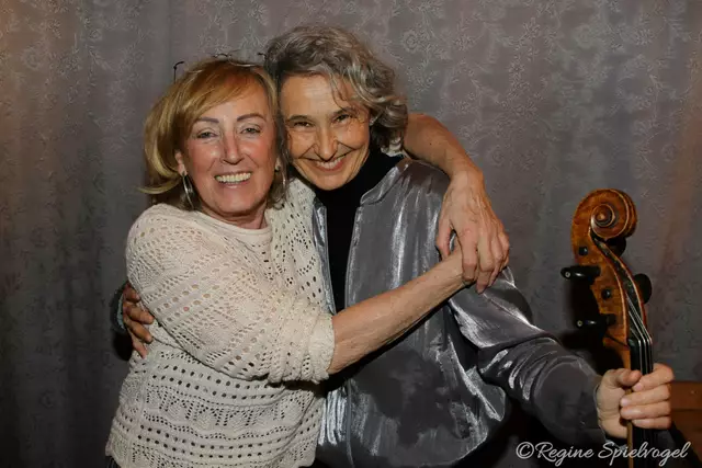 Marina Scheutz-Tatic freute sich, solch eine Ausnahmekünstlerin in der Vereinsmeierei präsentieren zu können.