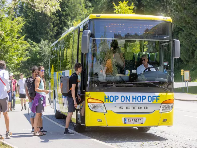 Mit Hop on - Hop off Dürrnberg und Berchtesgaden erkunden.
Foto: Salzburg-Sightseeing-Doris-Wild