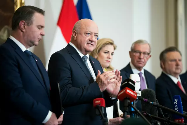 Bei dem Treffen von Spitzenvertretern von Bund, Ländern und Gemeinden wurden keine konkreten Spar-Maßnahmen beschlossen. | Foto: BKA