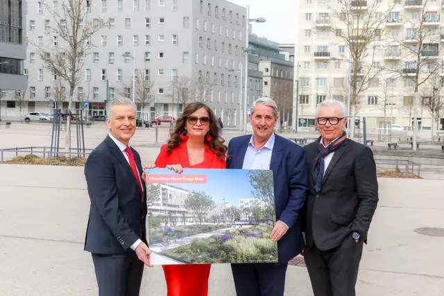 Josef Taucher, SPÖ-Donaustadtvorsitzender, Planungsstadträtin Ulli Sima, Bezirksvorsteher Ernst Nevrivy (alle SPÖ) und Robert Grüneis, Vorstand der der Wien 3420, präsentieren die Pläne für eine grünere Seestadt. | Foto: Fürthner