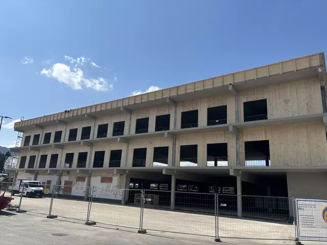 Hier entstehen neue Wohnungen und Woolworth zieht ein. | Foto: Verderber