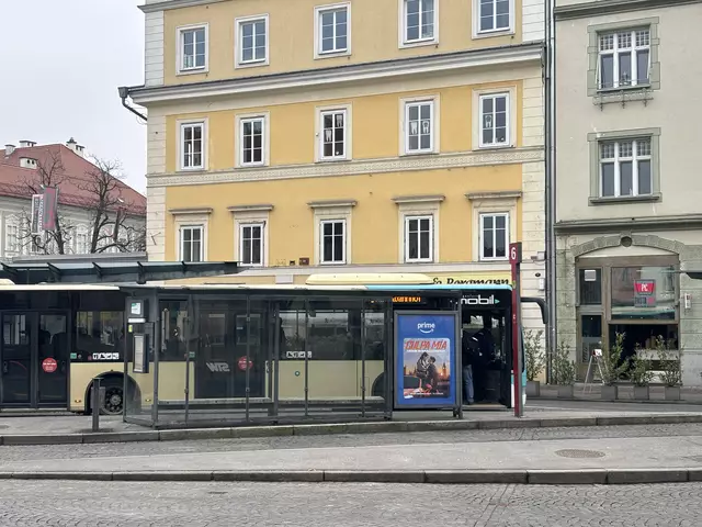 Neben der bewährten Suche der besten Verbindung gibt es nun auch die Möglichkeit, sich direkt ein Ticket zu kaufen. (Symbolfoto) | Foto: MeinBezirk.at