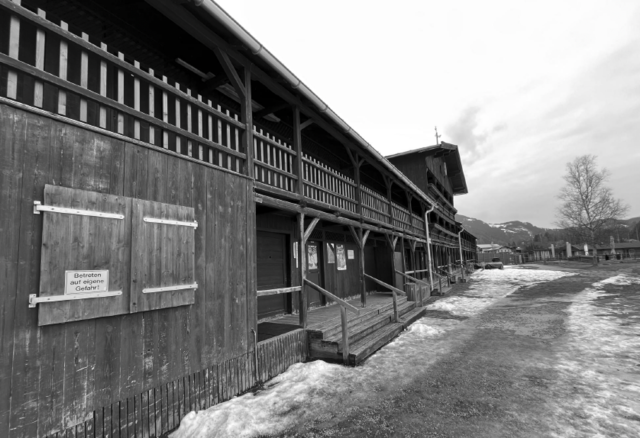 Sanierungsbedürftiges Stadtbad. | Foto: Kogler