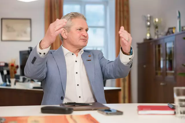 Christian Sander zum Neubau Wirtschaftshof: "Ein Neubau des Wirtschaftshofes kommt nur in Frage, wenn es auch den dazugehörigen Ressourcenpark gibt. Einen passenden Standort dazu würde es bereits geben." | Foto: Martin Meieregger