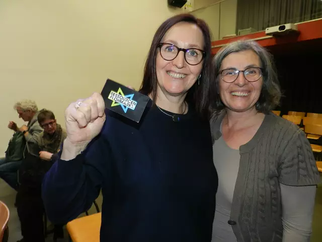 Moinika Blum, Helga  Materna hatdas Unterhaltuns
programm gut gefallen | Foto: Heribert Punz