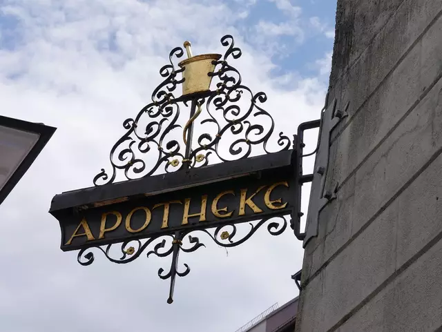 Auf MeinBezirk.at findest du alle aktuellen Öffnungszeiten der Apotheken in deiner Nähe. | Foto: Pixabay