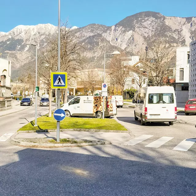Baustellen-Information der Hall AG: Erneuerung der städtischen Infrastruktur in Hall in Tirol. | Foto: Stadtmarketing Hall in Tirol