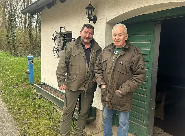 Die Kellerbesitzer Josef Kohzina und Karl Hochmeister.
 | Foto: Christine Kohzina  