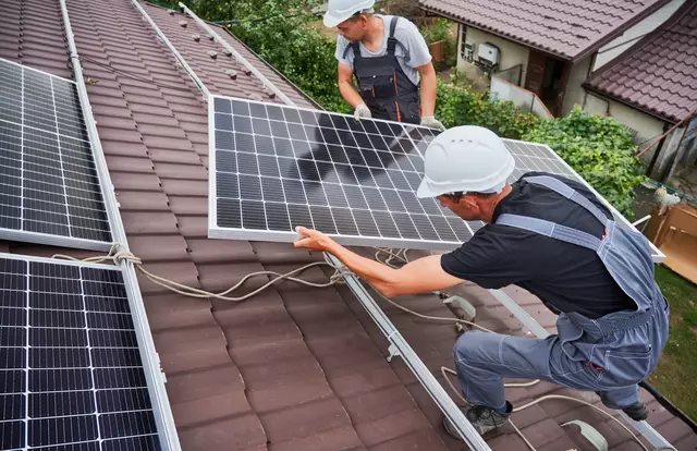 Die Arbeiterkammer lässt mit einem Vorschlag aufhorchen: Die finanziell angeschlagenen Gemeinden sollen von einem kommunalen Klimainvestitionsfonds unterstützt werden. So sollen die im Umweltbereich dringenden Geldmittel aufgebracht werden und mehr Planbarkeit möglich sein. | Foto: anatoliy_gleb/PantherMedia