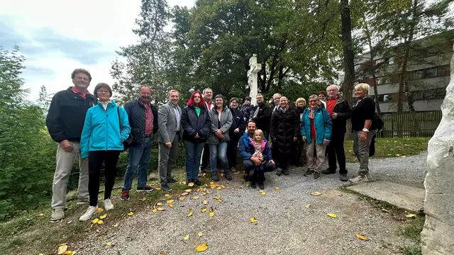 Der Schritteweg geht auch an der Südpromenade beim Weißen Kreuz vorbei. | Foto: Stadtgemeinde Waidhofen/Thaya