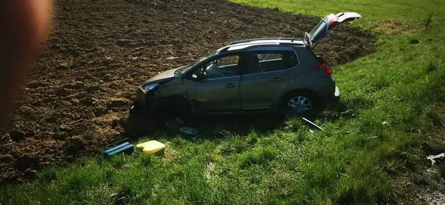 Zwei Fahrzeuge kollidierten auf der B70, eine Person wurde leicht verletzt. | Foto: FF Köppling